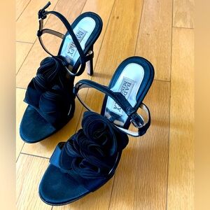 Badgley Mischka sandals size 6.